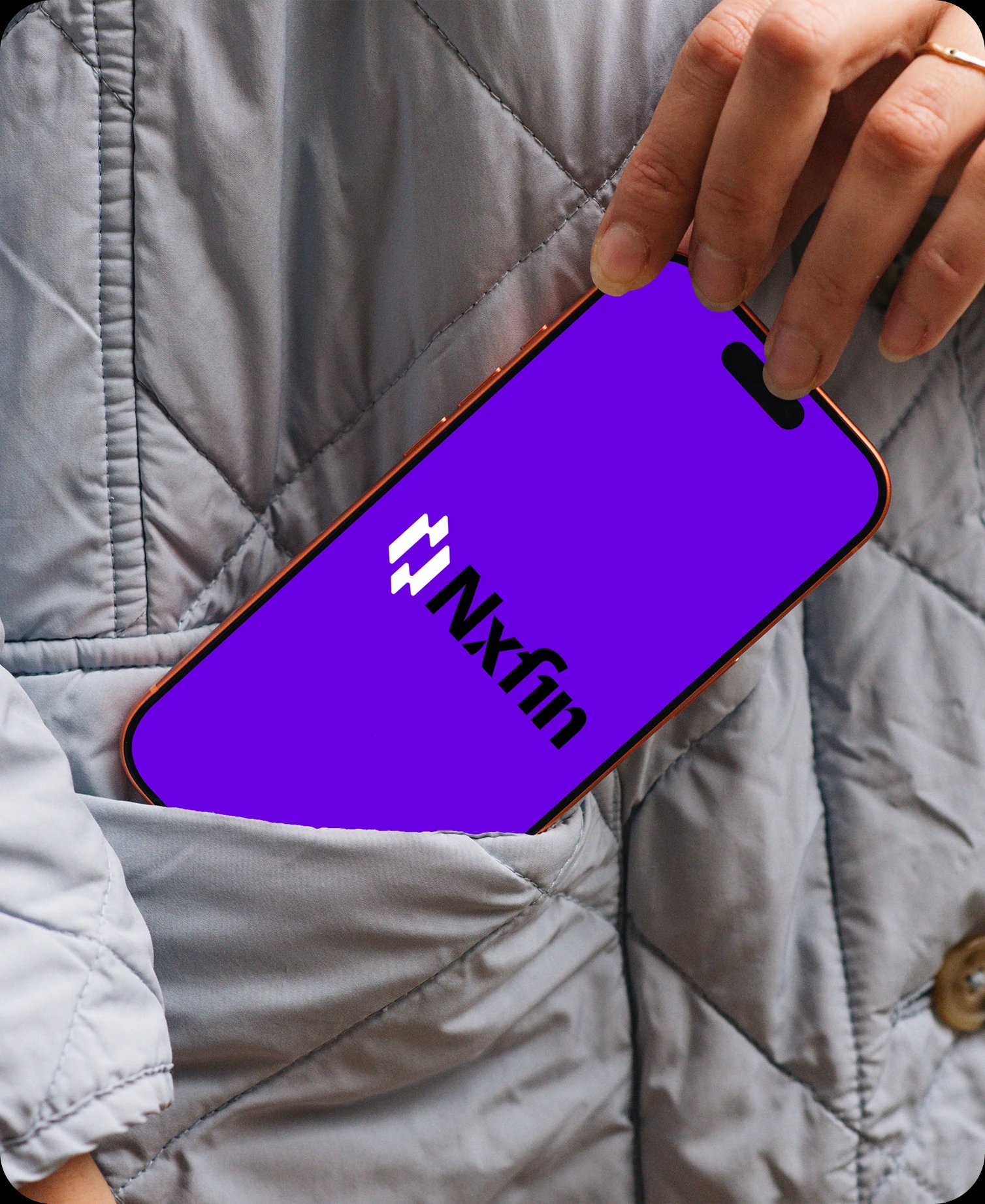 Nxfin Phone in Pocket Showcase